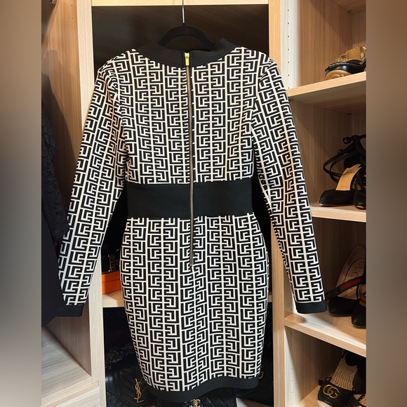 La Gateau Greek Key Bodycon Mini Dress | Black & White V-Neck size L - Picture 4 of 4